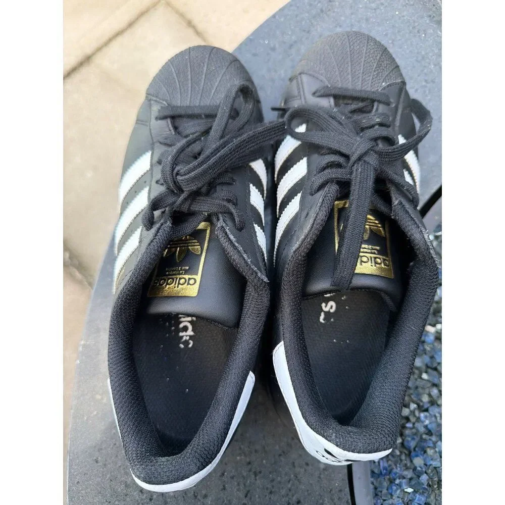 adidas provide same
